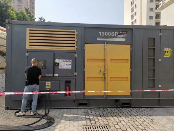 云南500KW发电机组冬季应该配多大的启动电瓶？